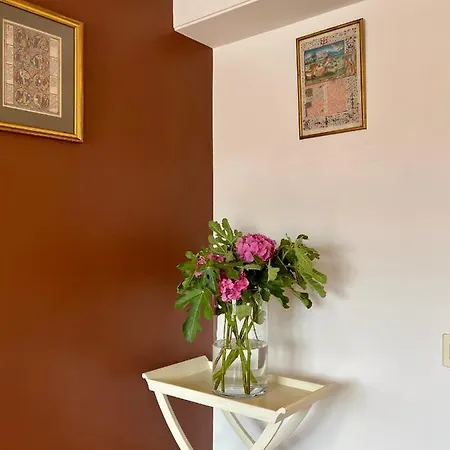 Arte Apartment
